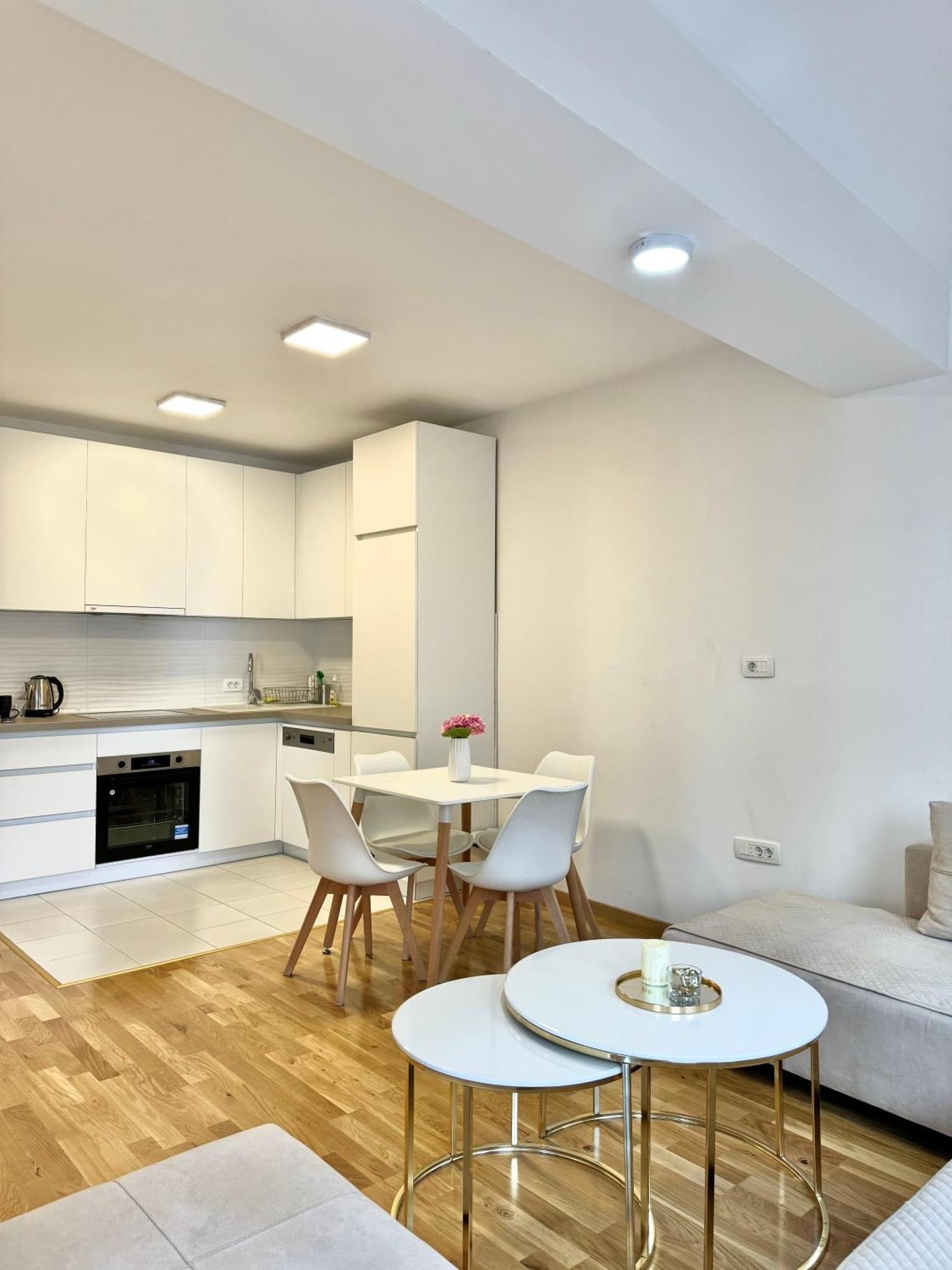Golden Apartment Skopje Exterior photo
